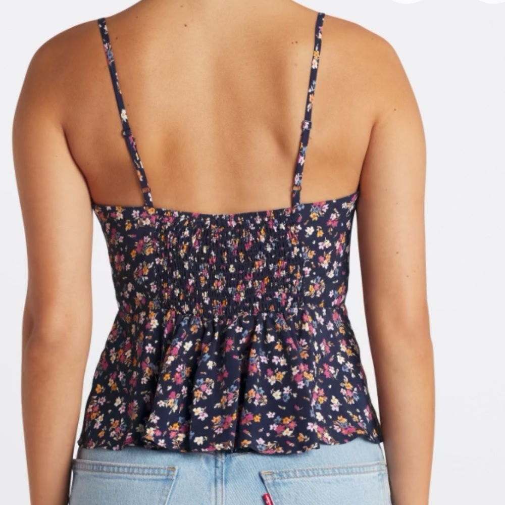 Tallie Cropped Sweetheart Cami - Picture 6 of 8